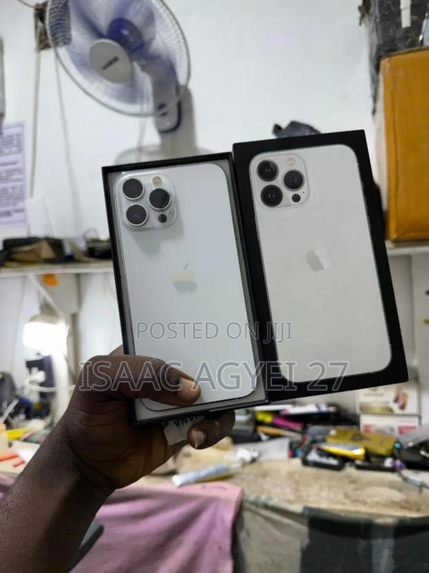 New Apple iPhone 13 Pro Max 128 GB · Photo 3