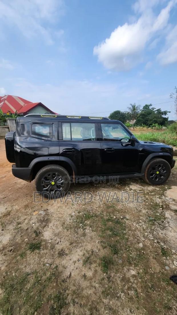Jetour T2 2025 Black photo 4