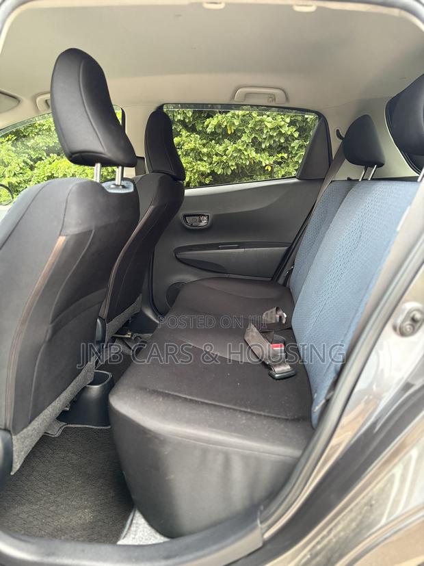 Toyota Vitz 2012 Gray