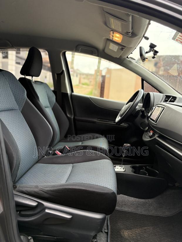 Toyota Vitz 2012 Gray