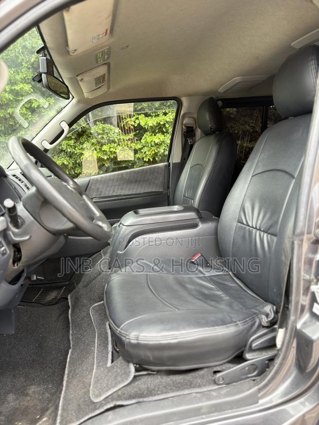 Toyota HiAce 2013 Grey