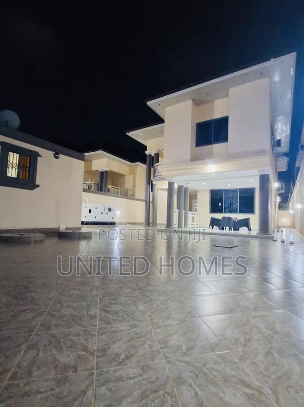 Furnished 4bdrm House in Airport Residential Area for rent · Photo 2