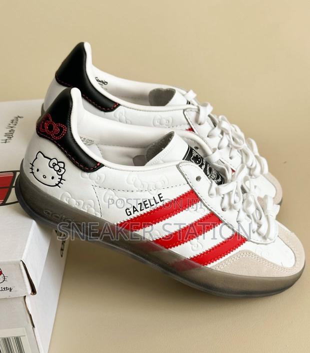 Adidas X Hello Kitty Gazelle Indoor · Photo 4