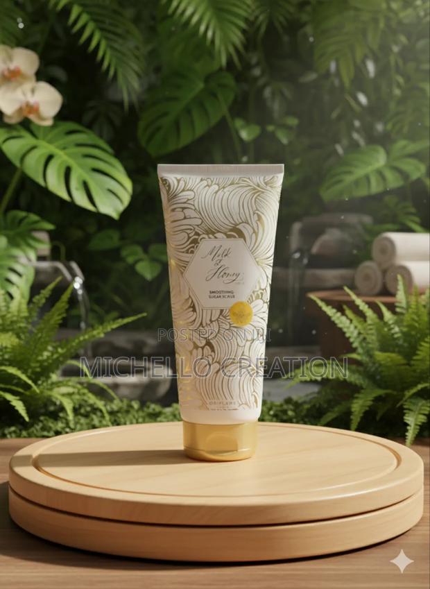 Oriflame Milk and Honey Gold Sugar Scrub · Photo 2