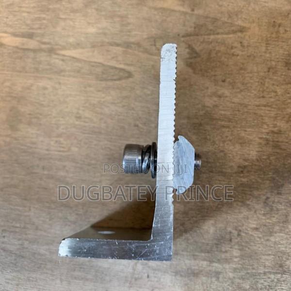 Roof L Bracket photo 2