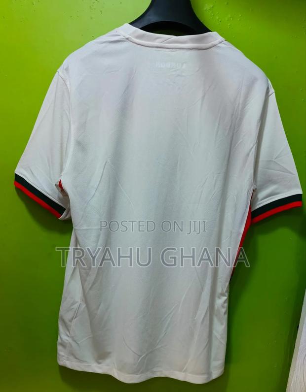 Premium Chelsea Jerseys For Ghana’S Sports Lifestyle · Photo 4