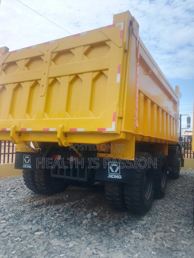 Brand New XCMG Hanwo P9 Dump Truck for Sale 40cubic Off Road Truck photo 3