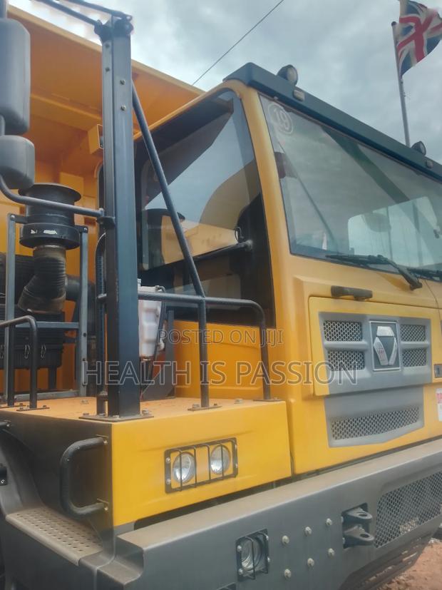 Brand New XCMG Hanwo P9 Dump Truck for Sale 40cubic Off Road Truck photo 4