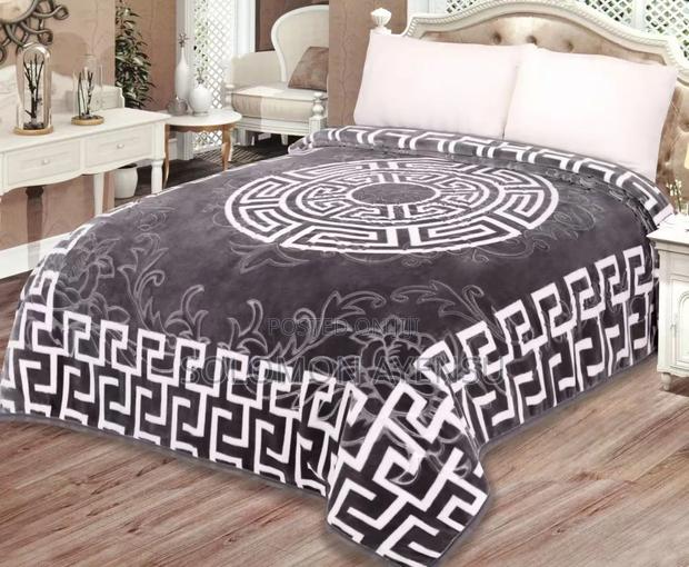 Quality Korean Mink Blanket With a Blue and White Greek Key Pattern. photo 3