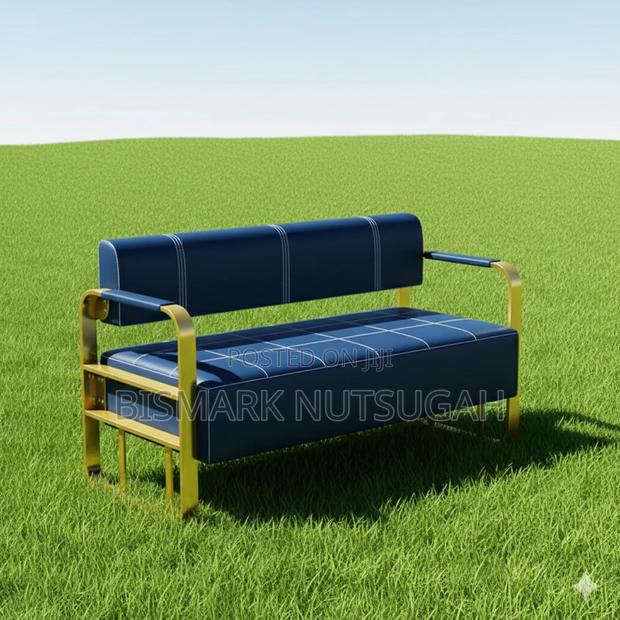 Salon Barbering Waiting Chair photo 6