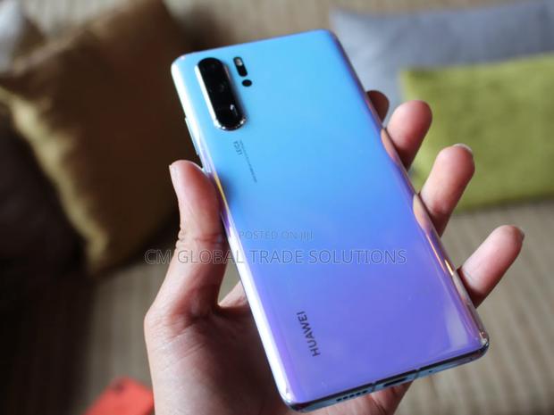 New Huawei P30 Pro 128 GB Blue photo 2