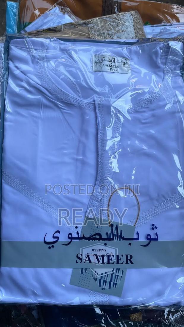 White Jalabiya (Longsleeves) · Photo 4