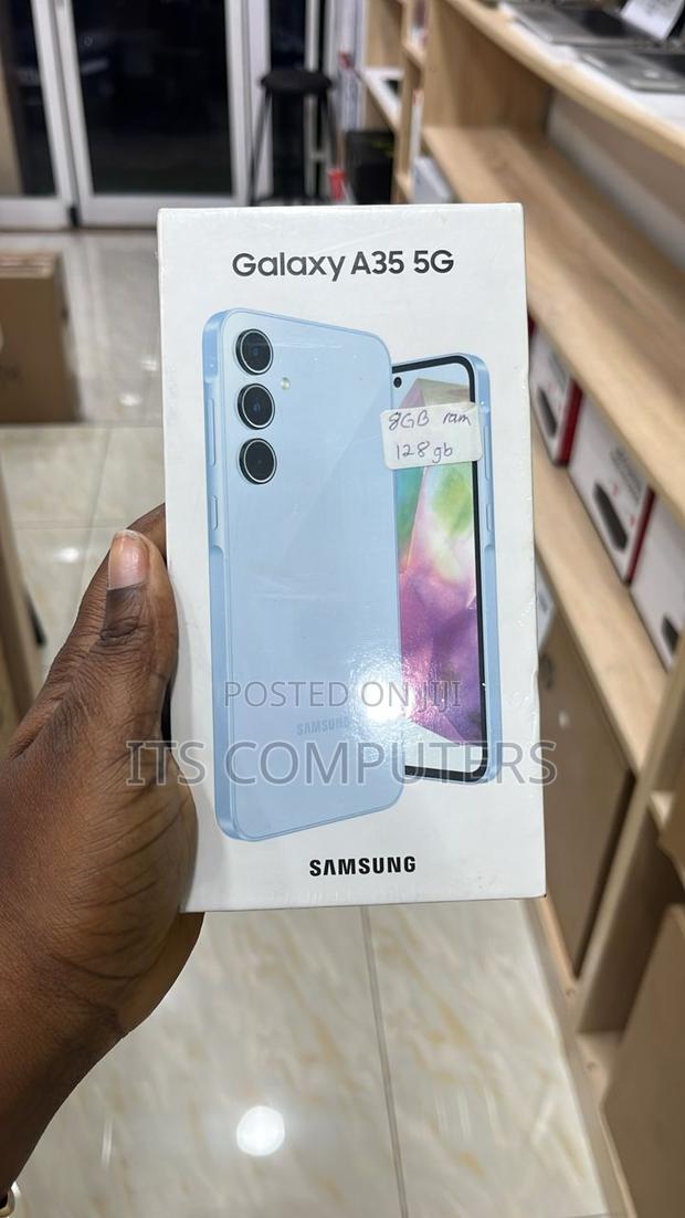 New Samsung Galaxy A35 128 GB Blue photo 2