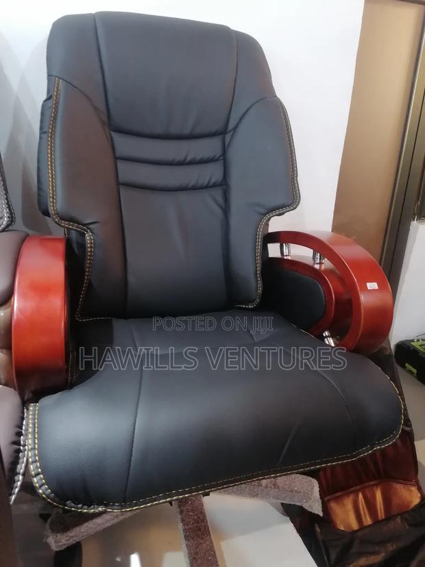 Executive Recliner Office Chair · Photo 2