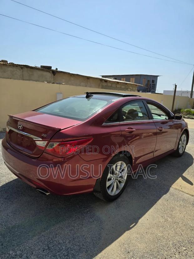 Hyundai Sonata 2013 Red