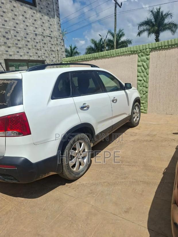 Kia Sorento EX 2012 White