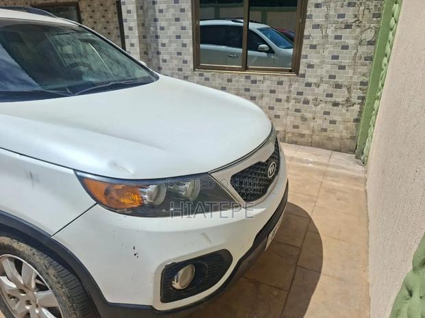 Kia Sorento EX 2012 White