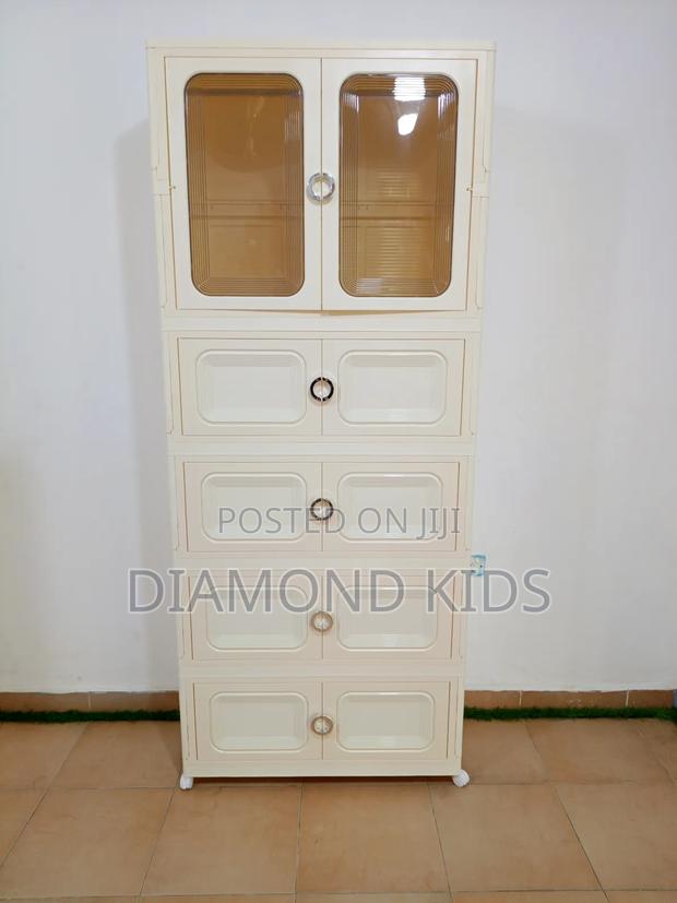 Cream Wardrobe photo 3