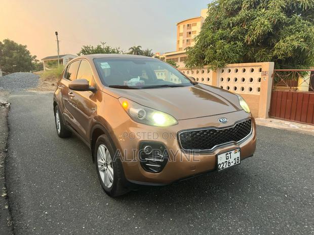 Kia Sportage SX 4dr SUV AWD (2.0L 4cyl Turbo 6A) 2016 Gold