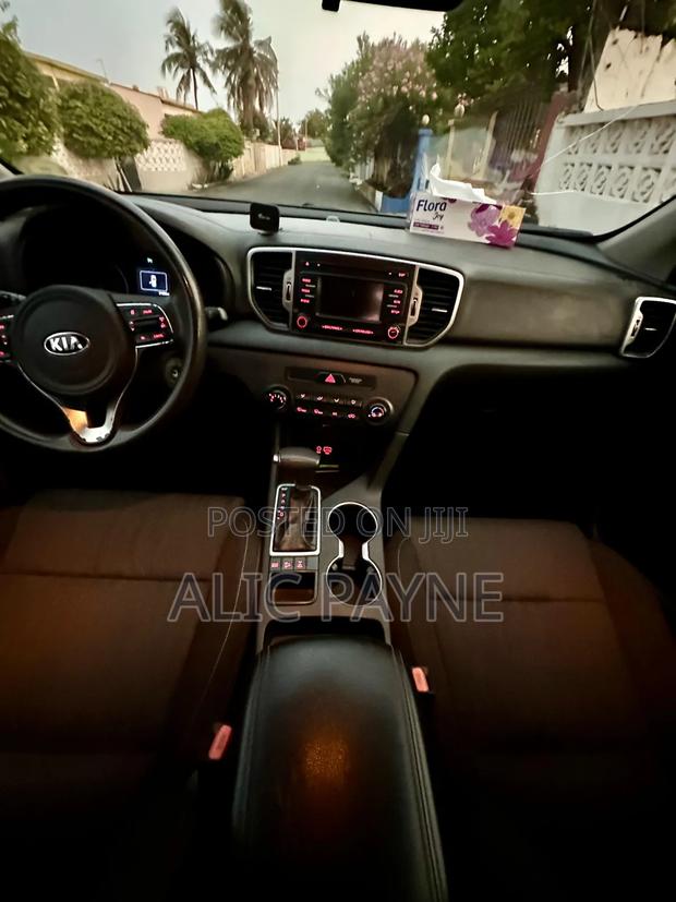 Kia Sportage SX 4dr SUV AWD (2.0L 4cyl Turbo 6A) 2016 Gold