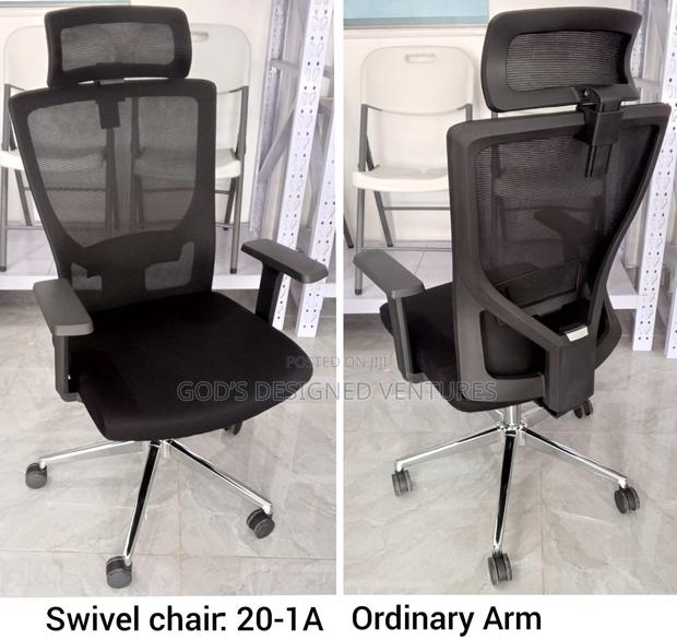A Good Quality Swivel Chair · Photo 2