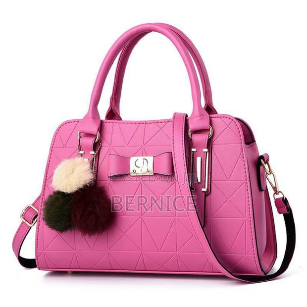 Beautiful Leather Bag photo 4