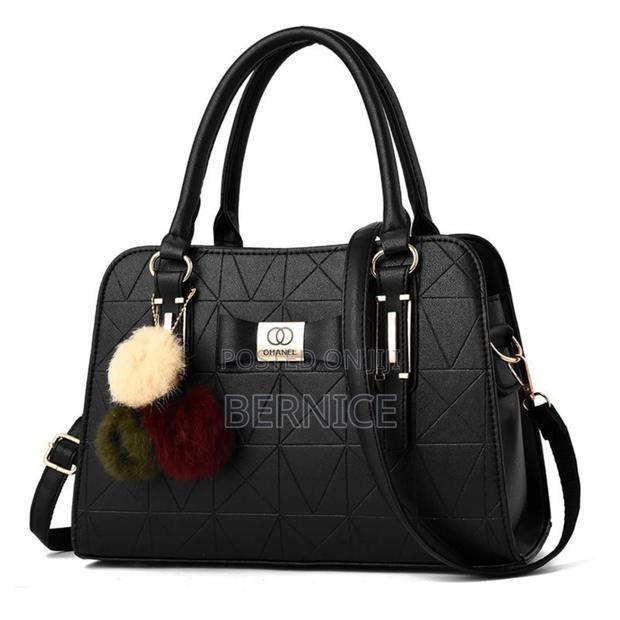 Beautiful Leather Bag photo 5