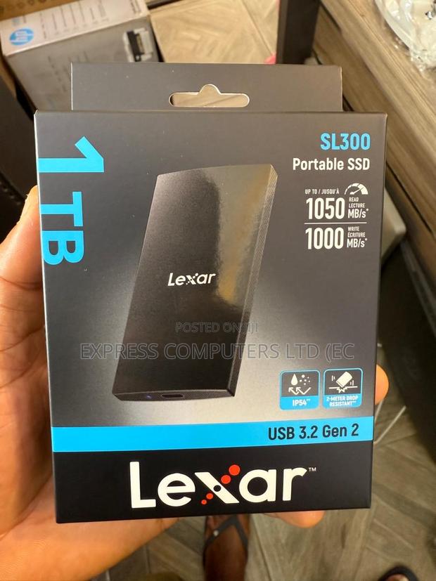 Lexar Si300 Portable SSD Up to 1050mb/S Read and 1000mb/ Write From Uk · Photo 4