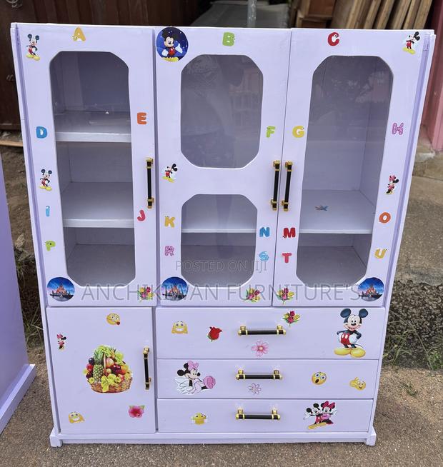 Kids Sleek Wadrobe/Closets · Photo 2