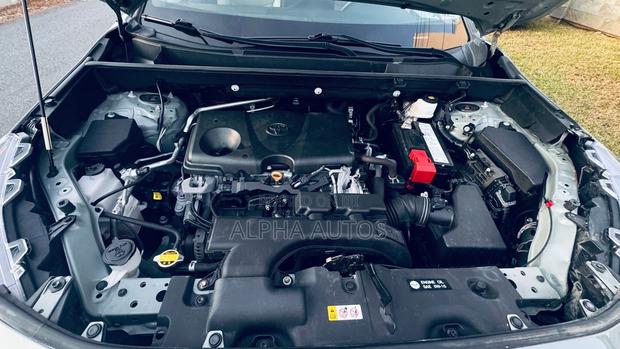 Toyota RAV4 XLE Premium AWD 2019 Gray