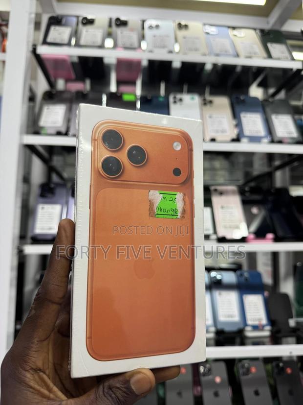New Apple iPhone 17 Pro Max 256 GB Orange
