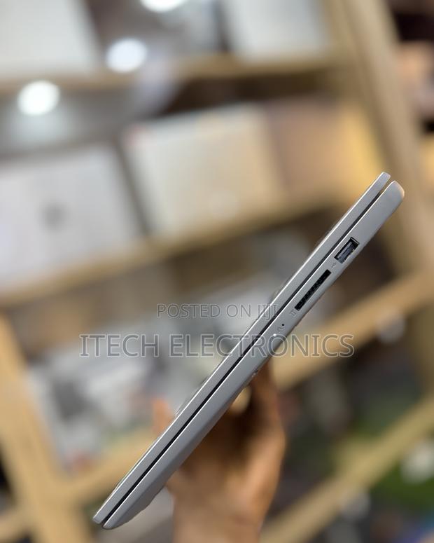 Laptop Lenovo 12GB AMD SSD 256GB photo 3
