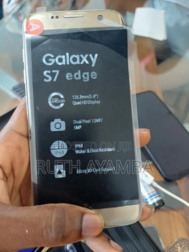New Samsung Galaxy S7 edge 32 GB Gold · Photo 3
