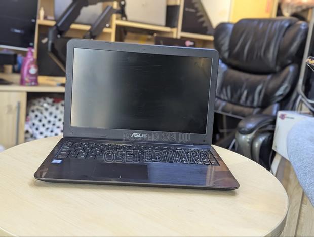 Laptop Asus ASUSPRO P2440UA 12GB Intel Core I7 HDD 1T photo 2