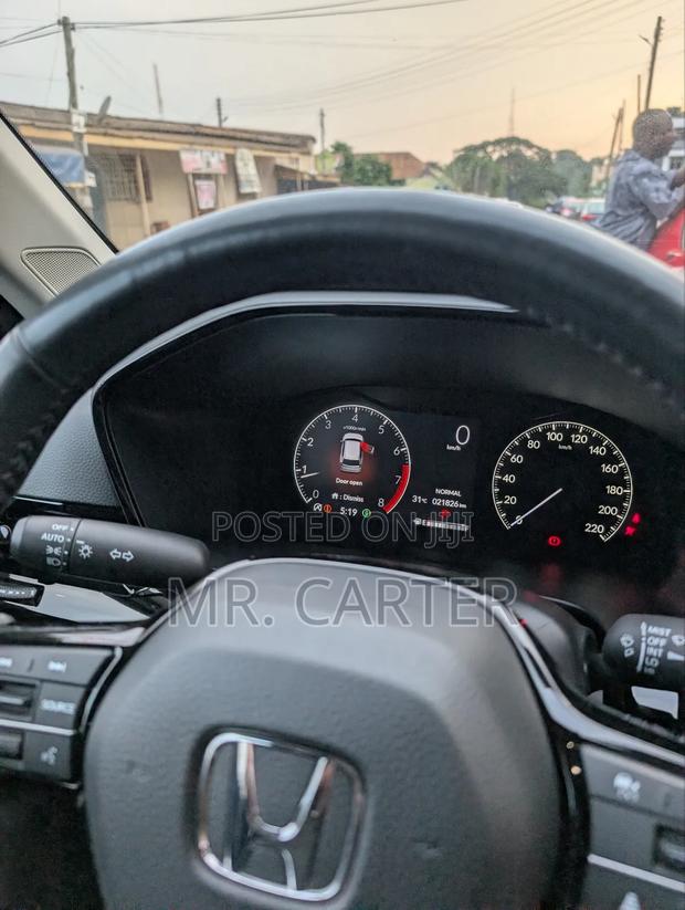 New Honda CR-V 2023 White photo 7