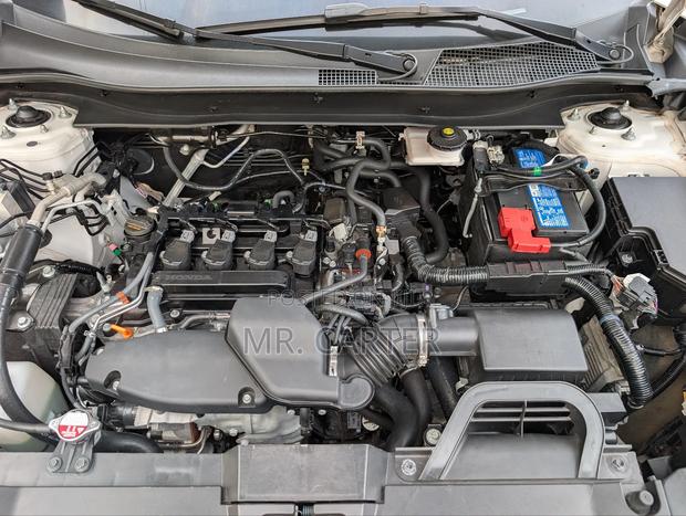 New Honda CR-V 2023 White photo 11