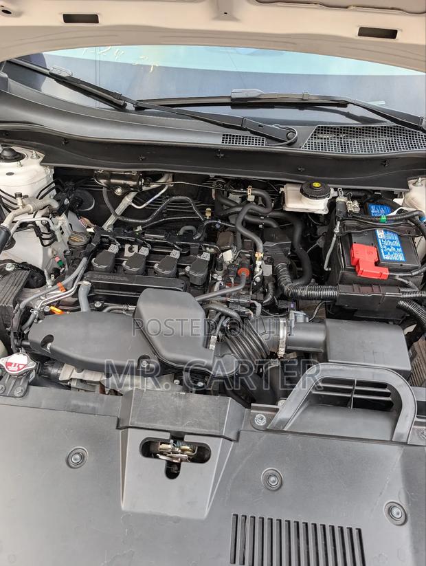 New Honda CR-V 2023 White photo 13