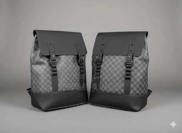 Portable Leather Backpack for 15 Inches Laptop and for School and Work photo 3