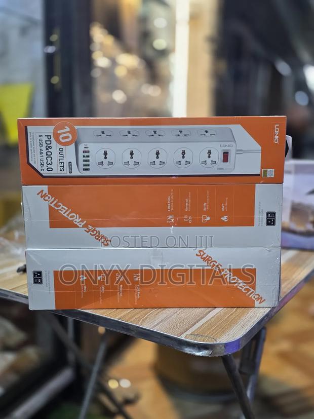 10 Way Ldnio Smart Extention.
