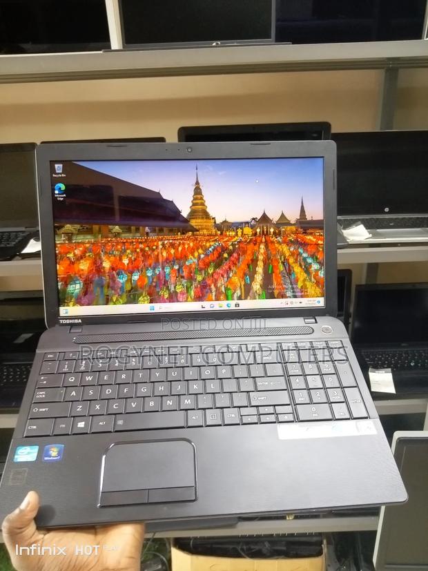 Laptop Toshiba Satellite C55 8GB Intel Core i3 HDD 500GB