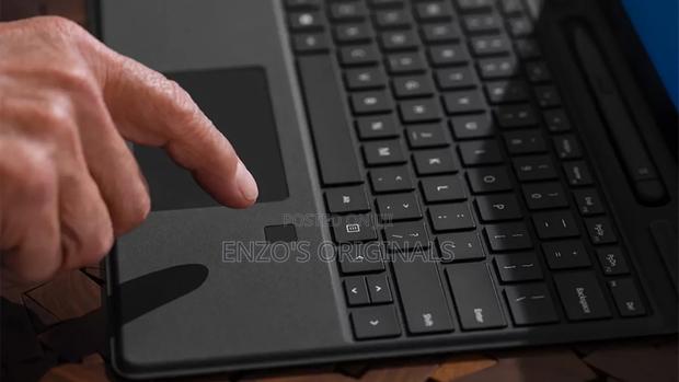Microsoft Surface Pro 8, 9 , X & 11 Keyboard With Fingerprint Scanner photo 5