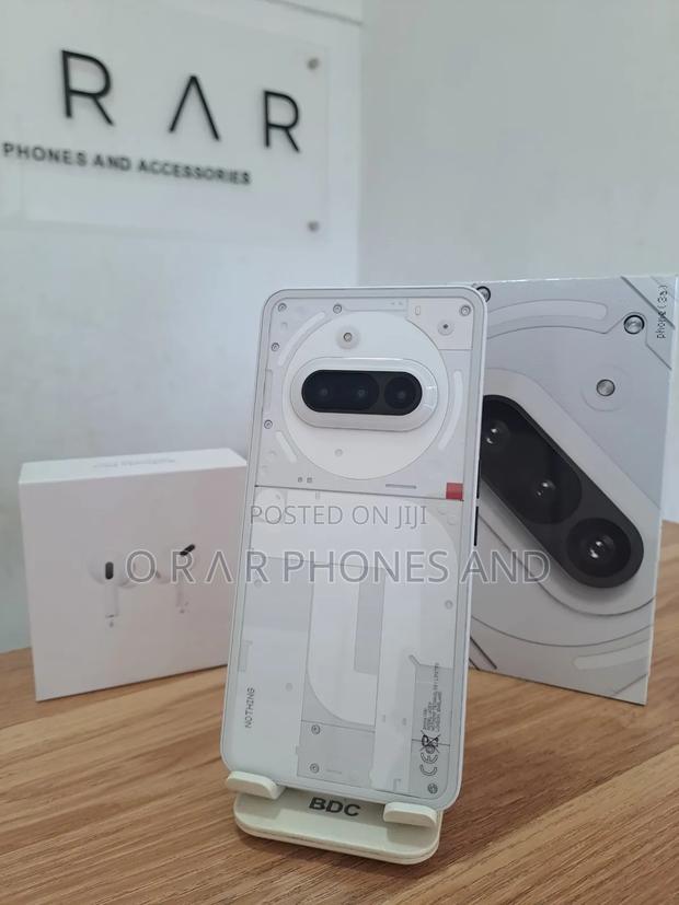 New Nothing Phone 3a 128 GB Black