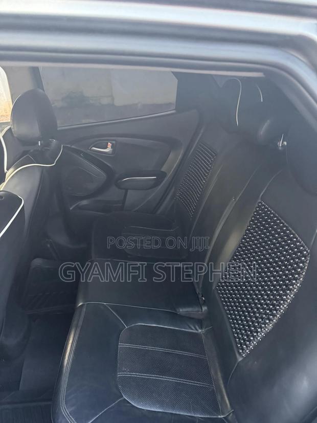 Hyundai Tucson Limited AWD 2013 Silver