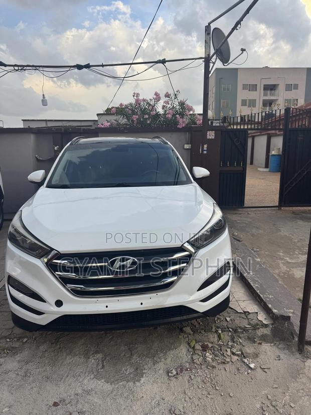 Hyundai Tucson Limited AWD 2017 White