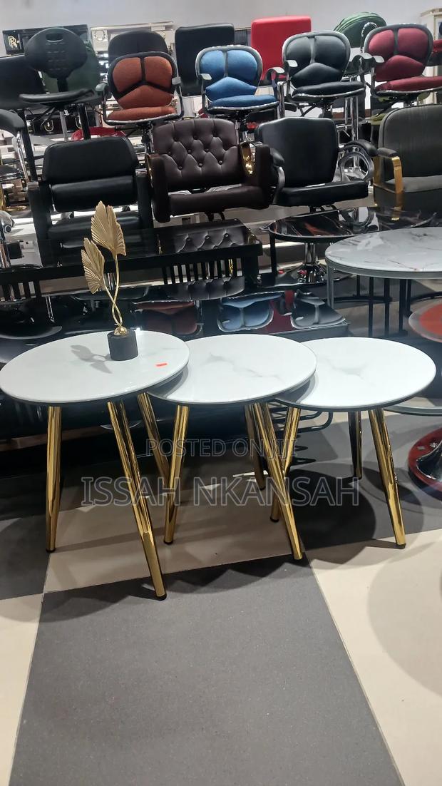 3 in 1 Coffee Table · Photo 3