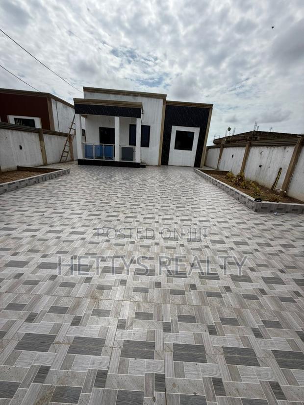 3bdrm House in Kasoa for sale · Photo 1