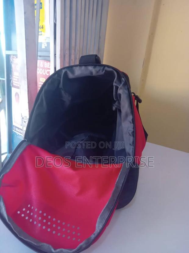 Duffel Traveling Bag Gym Fitness Waterproof Bag photo 2