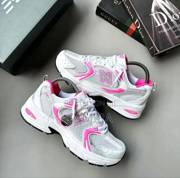 New Balance 530 Women’S Sneakers – Stylish Comfort Running Shoes photo 2