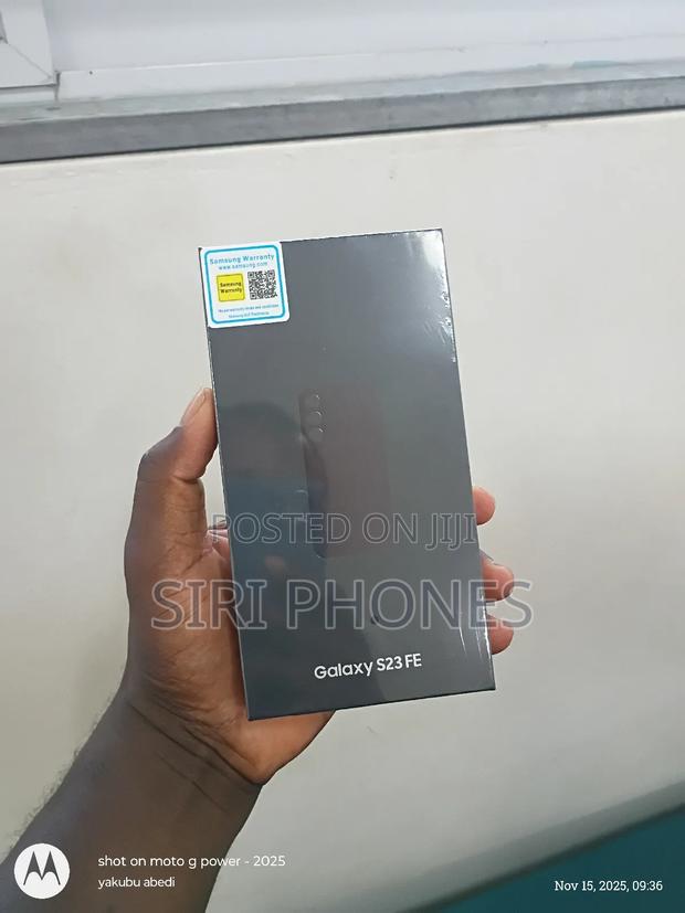 New Samsung Galaxy S23 FE 128 GB Black photo 2