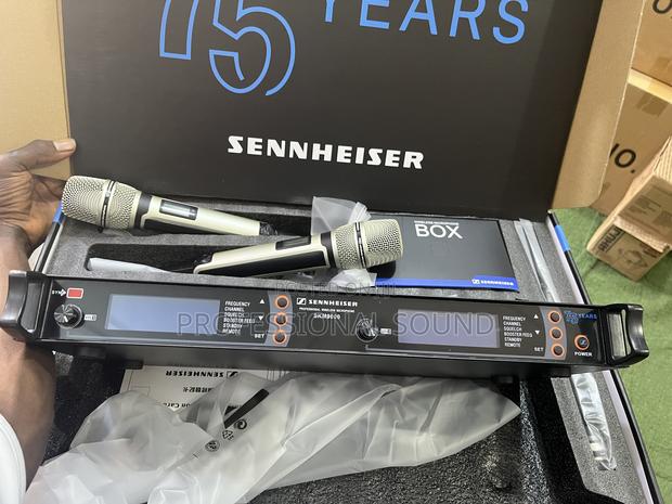 Professional Uhf Dual SKM 9000 Wireless Microphone System Wireless · Photo 4